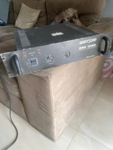 Amplificador watt som dbs 1500