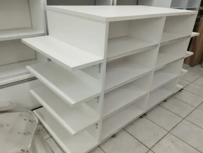 Balcão Expositor MDF Branco (loja, conveniência, comercio)