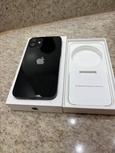 iPhone 12 - 64 Gb