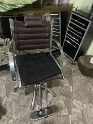 Cadeira para cabeleleiro 