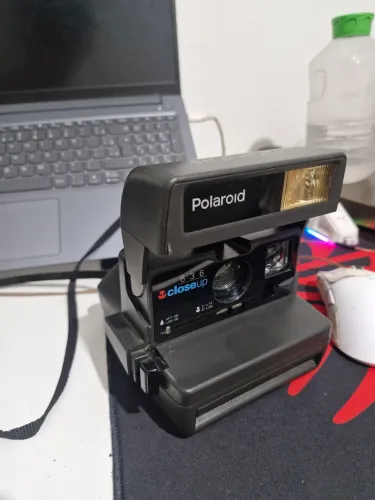 Polaroid 636 close-up funcionando! Filme 600