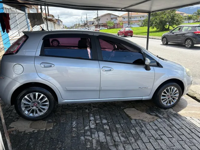 Fiat Punto Essence Dualogic 1.6 Flex 16V 5P 2013