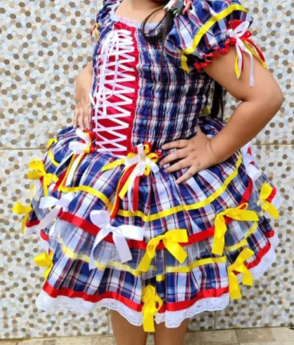 Vestido junino usado uma vez