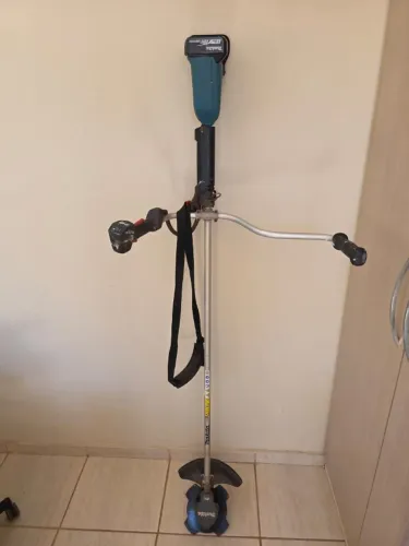 Rocadeira Makita DUR368A