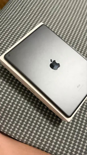 iPad 9 geração pouco usado