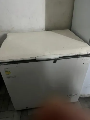 Vende se freezer Eletrolux