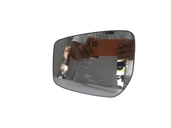 Lente retrovisor LE Nissan Kicks 16/20 original