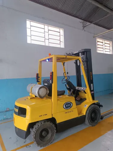 Empilhadeira 3 ton