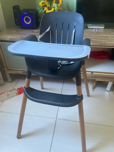 CADEIRA DE ALIMENTAÇÃO DE BEBÊ BURIGOTTO