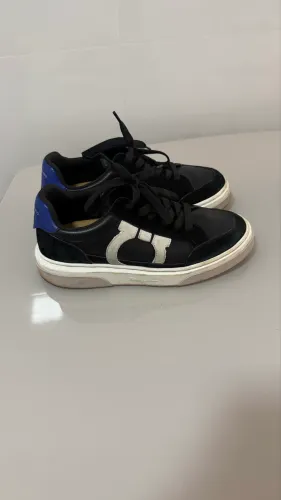 Tenis Ferragamo 39