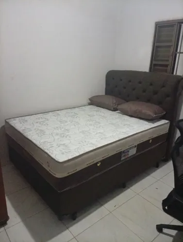 Cama casal disponível 