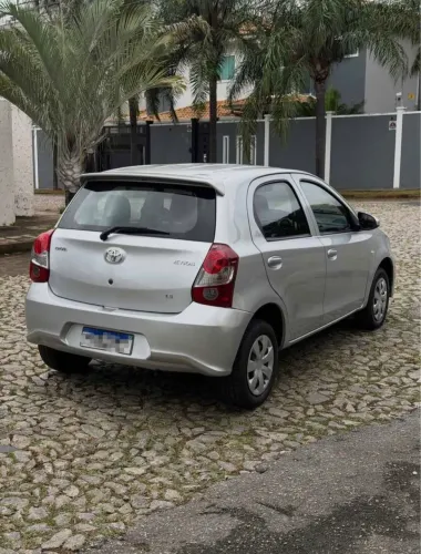 Toyota Etios X 1.3 Flex 16V 5P Mec. 2020