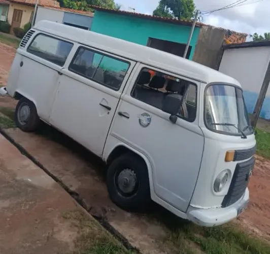Volkswagen Kombi Standard 1.4 MI Total Flex 8V 2010