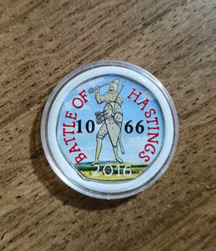 Moeda da Inglaterra 50 Pence 2016 Comemorativa Batalha de Hastings