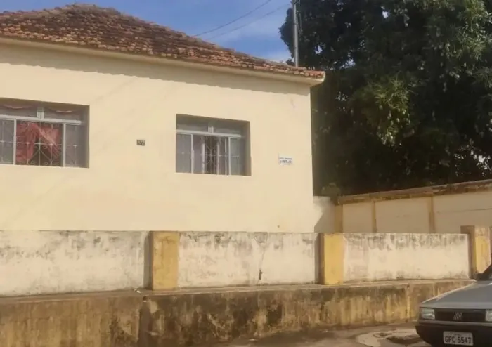 CASA A VENDA EM CORINTO, BAIRRO MACIEL