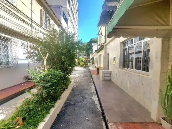 Rua Almirante cochrane , casa de vila triplex, 02 quartos