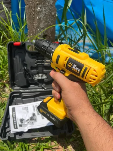 Parafusadeira e Furadeira 12V