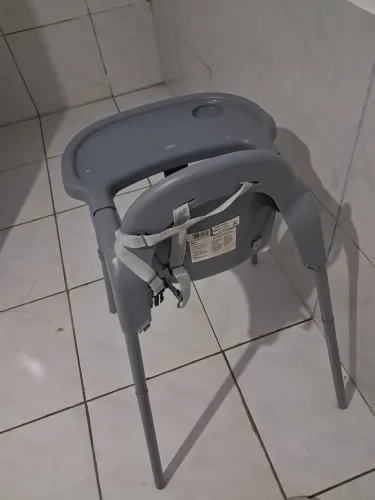 Vende-se cadeirinha 
