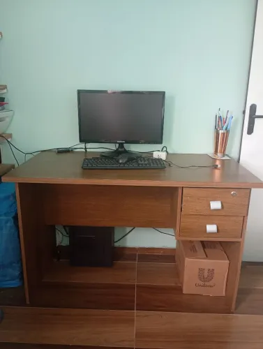 Vendo mesa de escritório