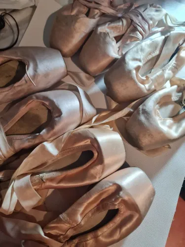 Sapatilha Ballet de ponta profissional. Cod crescer.