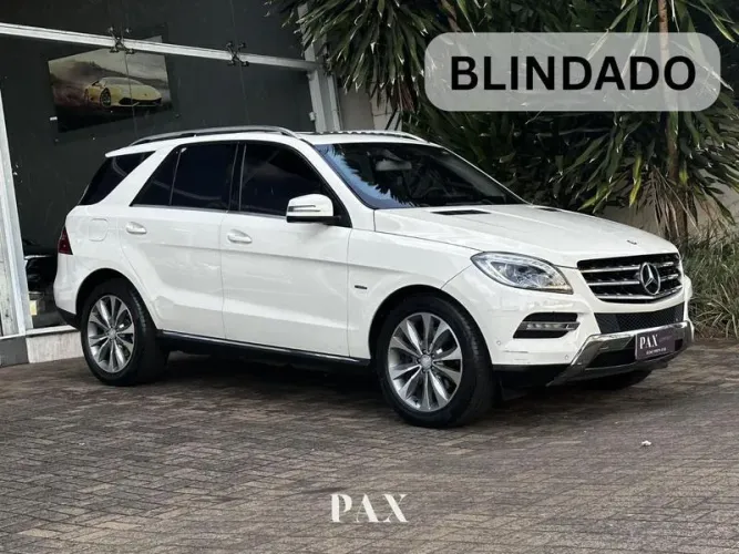 Mercedes-Benz ML-350 Sport CGI 3.5 V6 306cv 4X4 Aut. 2012