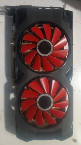 Placa de vídeo xfx AMD RX 570 4gb funcionando 100%