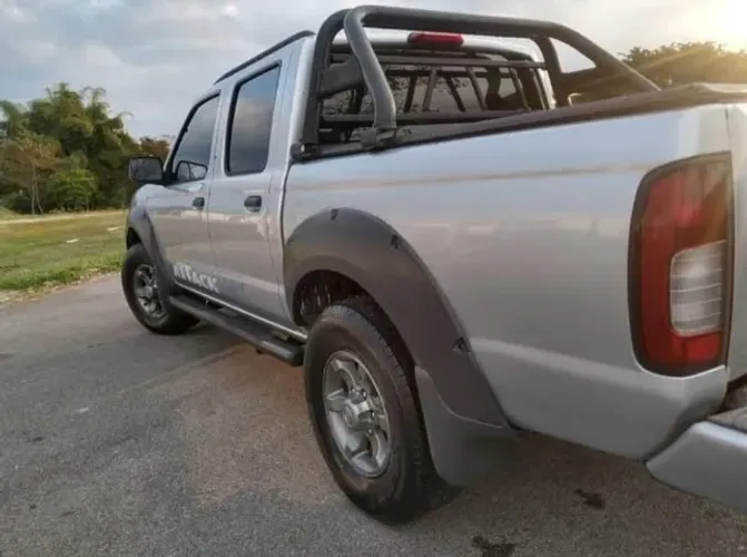 Nissan Frontier XE/ XE Tit. CD 4X2 2.8 TDI Dies 2007