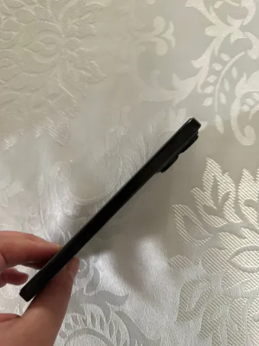 iPhone 16 Pro Max Único dona