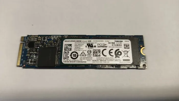 SSD NVMe TOSHIBA 256GB