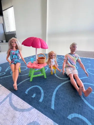 Barbie, Ken, e chelsea