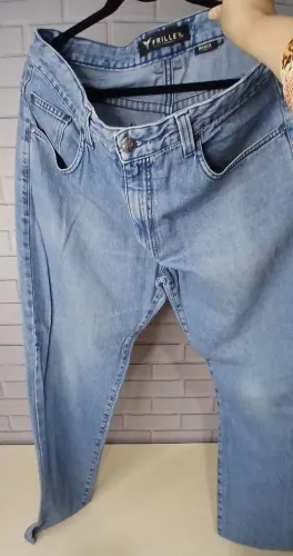 Calça Jeans Masculina Tamanho: 48.