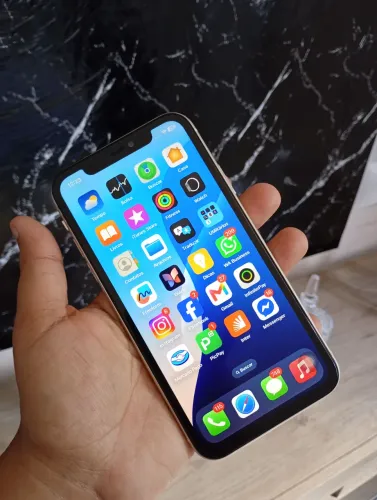 iPhone 11 64 gigas branco 