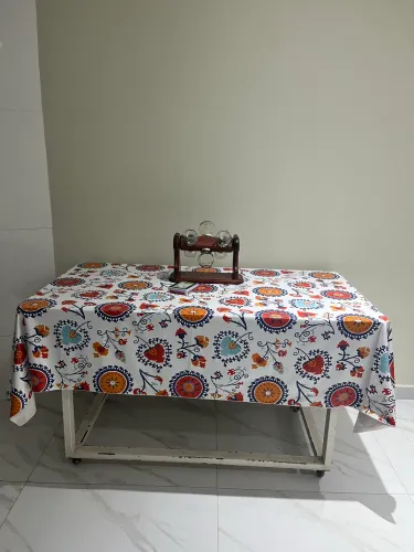 Mesa 6 lugares de ardósia c/ base de ferro 