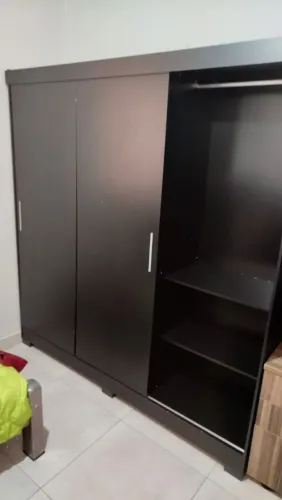 Guarda roupa casal
