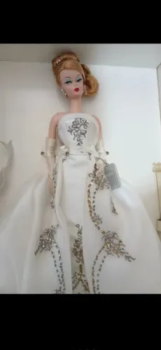 Barbie Silkstone noiva