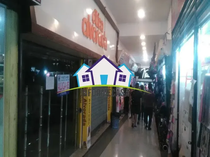 Loja comercial para Locação Centro, Nova Iguaçu Dentro da galeria SÃO JOSE, Com entrada pe