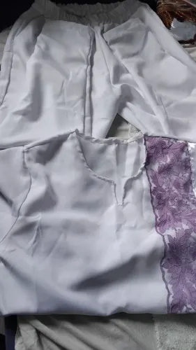 Vendo Axós (roupa de Religião)