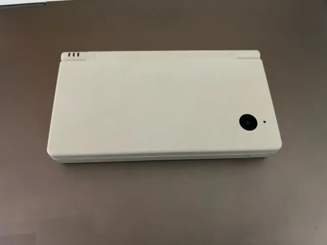 Nintendo DSi branco desbloqueado + R4