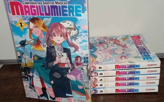 Coleção Mangá - Magilumiere Companhia das garotas mágicas ( 1 ao 5 e 9)