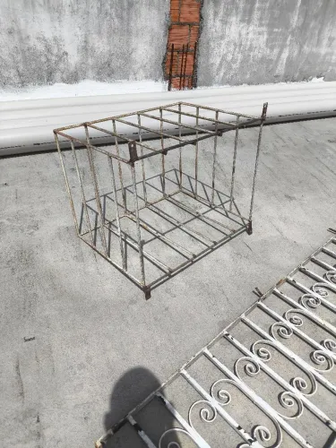 Grade de Varanda e Grade de Ar Condicionado usado mais Novo !