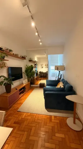 Imóvel para aluguel possui 70 metros quadrados com 2 quartos em Leme - Rio de Janeiro - RJ