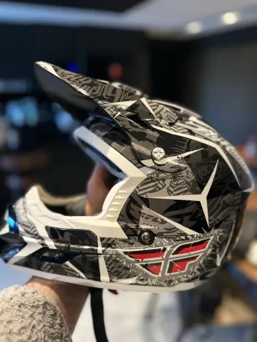 Capacete FLY Motocross / bmx