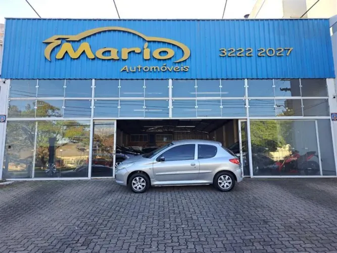 Peugeot 207 XR 1.4 Flex 8V 3P 2012