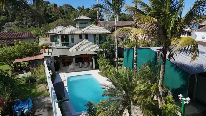 Residência Exclusiva com Estrutura Náutica e Conforto Absoluto