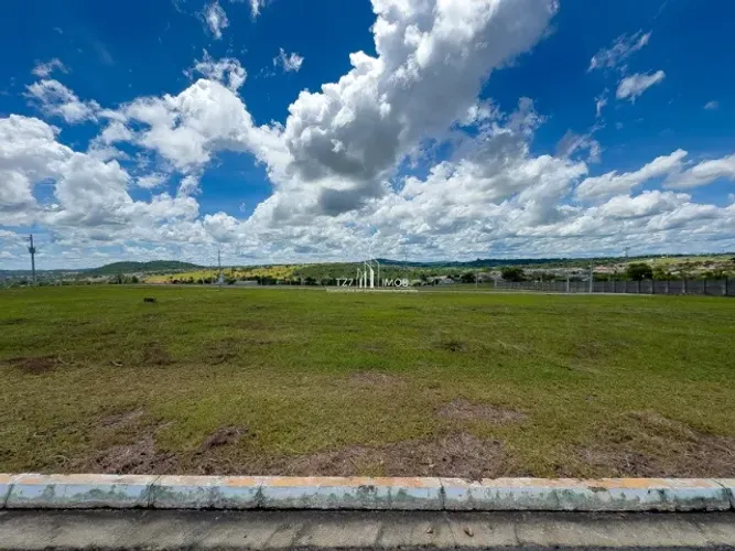 Lote em Condomínio Fechado - Solar Itália, oportunidade com 300 m², quitado e registrado.