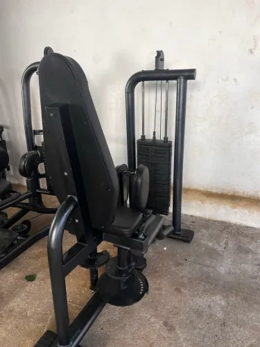 Cadeira adutora e abdutora 