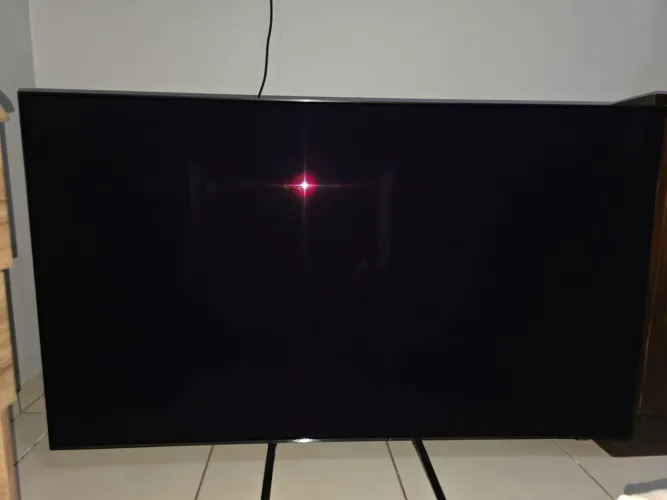 TV OLED SAMSUNG S90D 55" COM DEFEITO NO DISPLAY