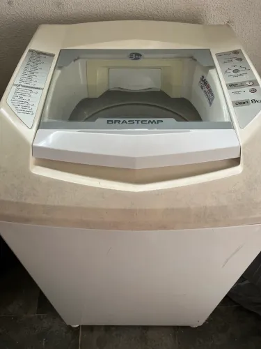 Vendo uma máquina de lavar roupa