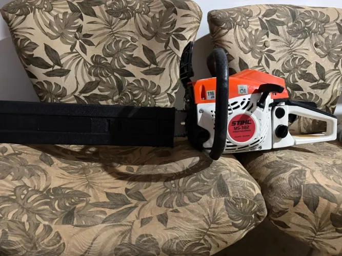 Vende este motosserra 