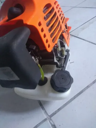 Vendo rocadeira